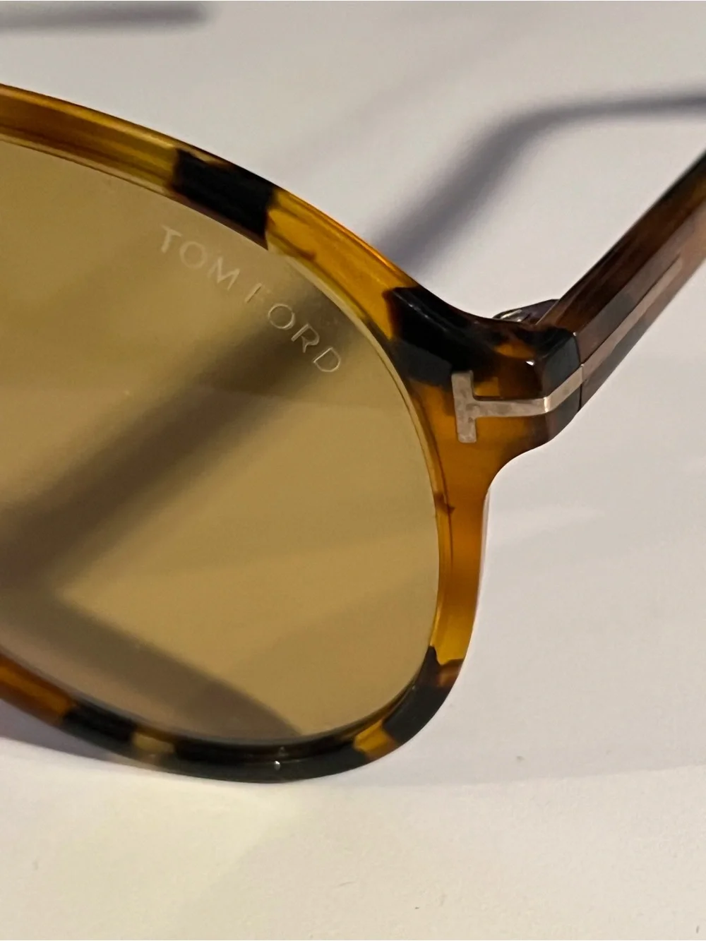 Tom Ford Men’s Tortoiseshell Sunglasses - Amber/Brown Lenses never worn
